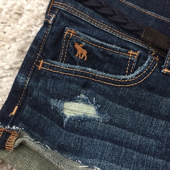 NWT Abercrombie kids distressed denim shorts - Picture 3 of 7